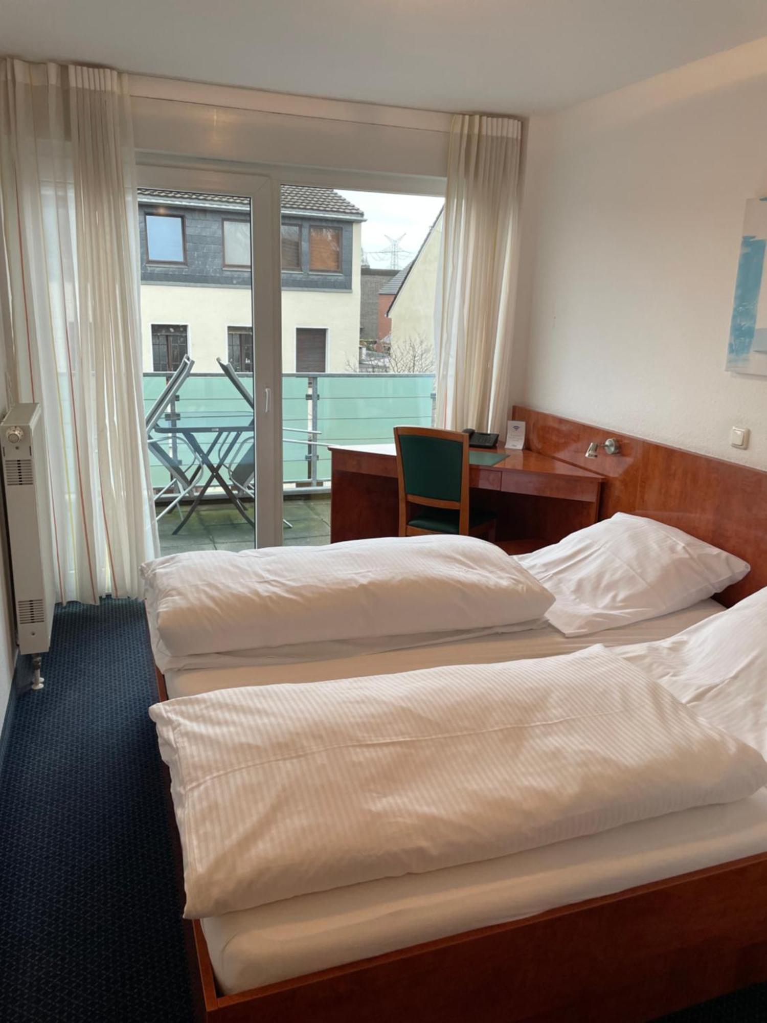 Hotel Merkenich Köln Exteriör bild